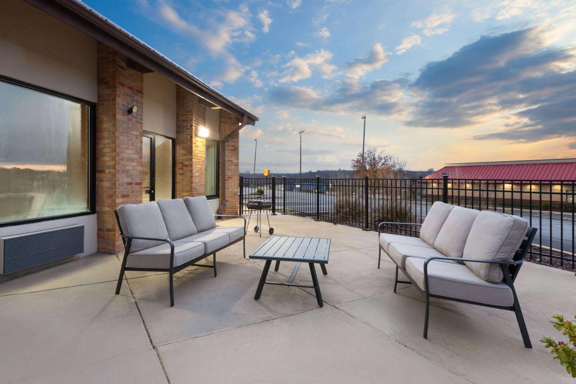 Baymont By Wyndham Warrenton Hotel Luaran gambar