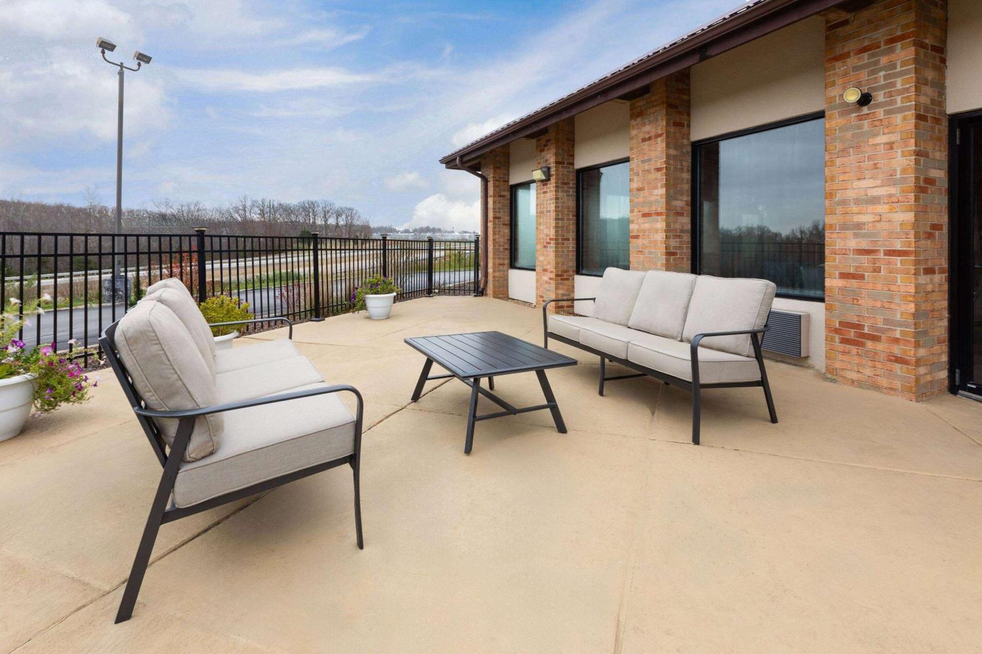 Baymont By Wyndham Warrenton Hotel Luaran gambar