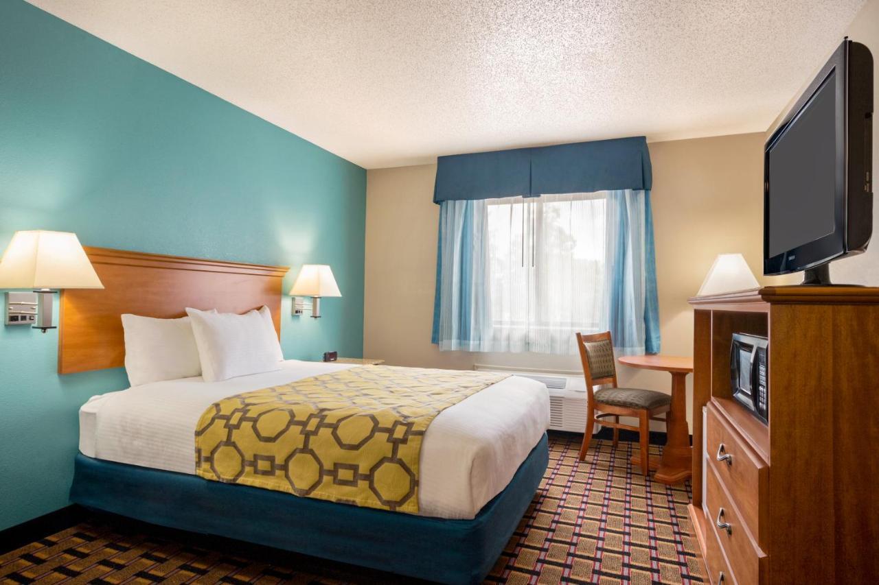 Baymont By Wyndham Warrenton Hotel Luaran gambar