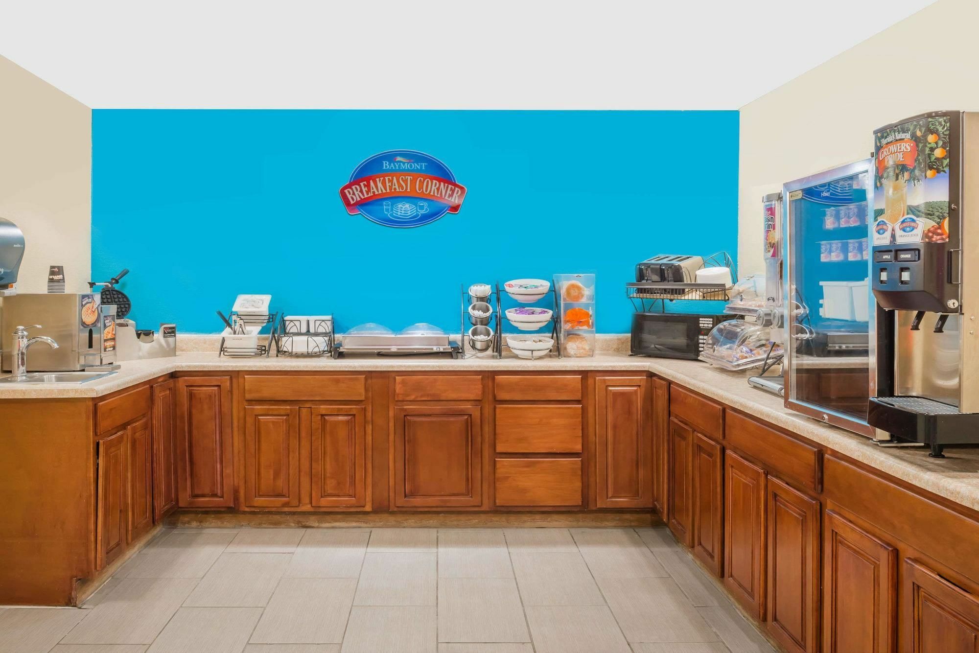Baymont By Wyndham Warrenton Hotel Luaran gambar